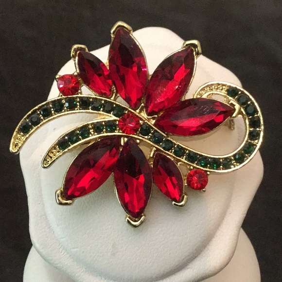 Jewelry - Vtg.GoldPoinsettiaBroochW/Glass Red & GreenCrystal